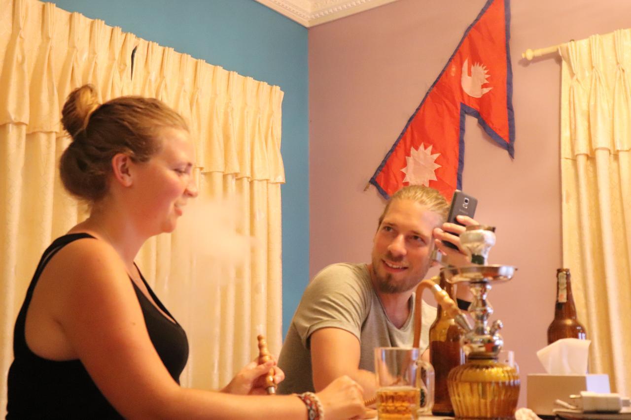 Hotel Young'S Stupa Ranipauwa Екстериор снимка