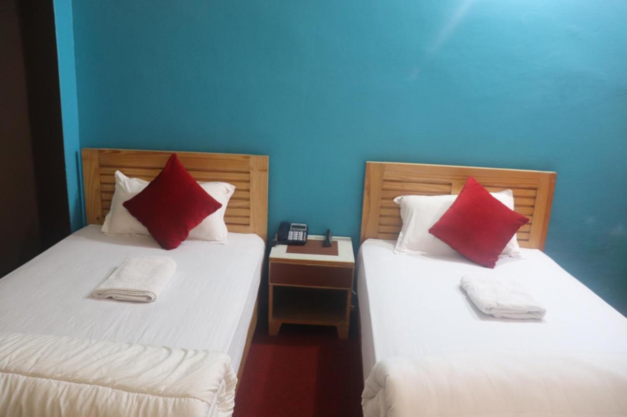 Hotel Young'S Stupa Ranipauwa Екстериор снимка